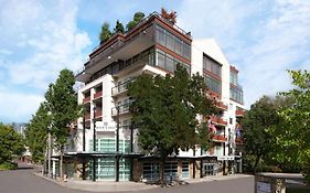 River'S Edge Hotel Portland, Tapestry Collection By Hilton